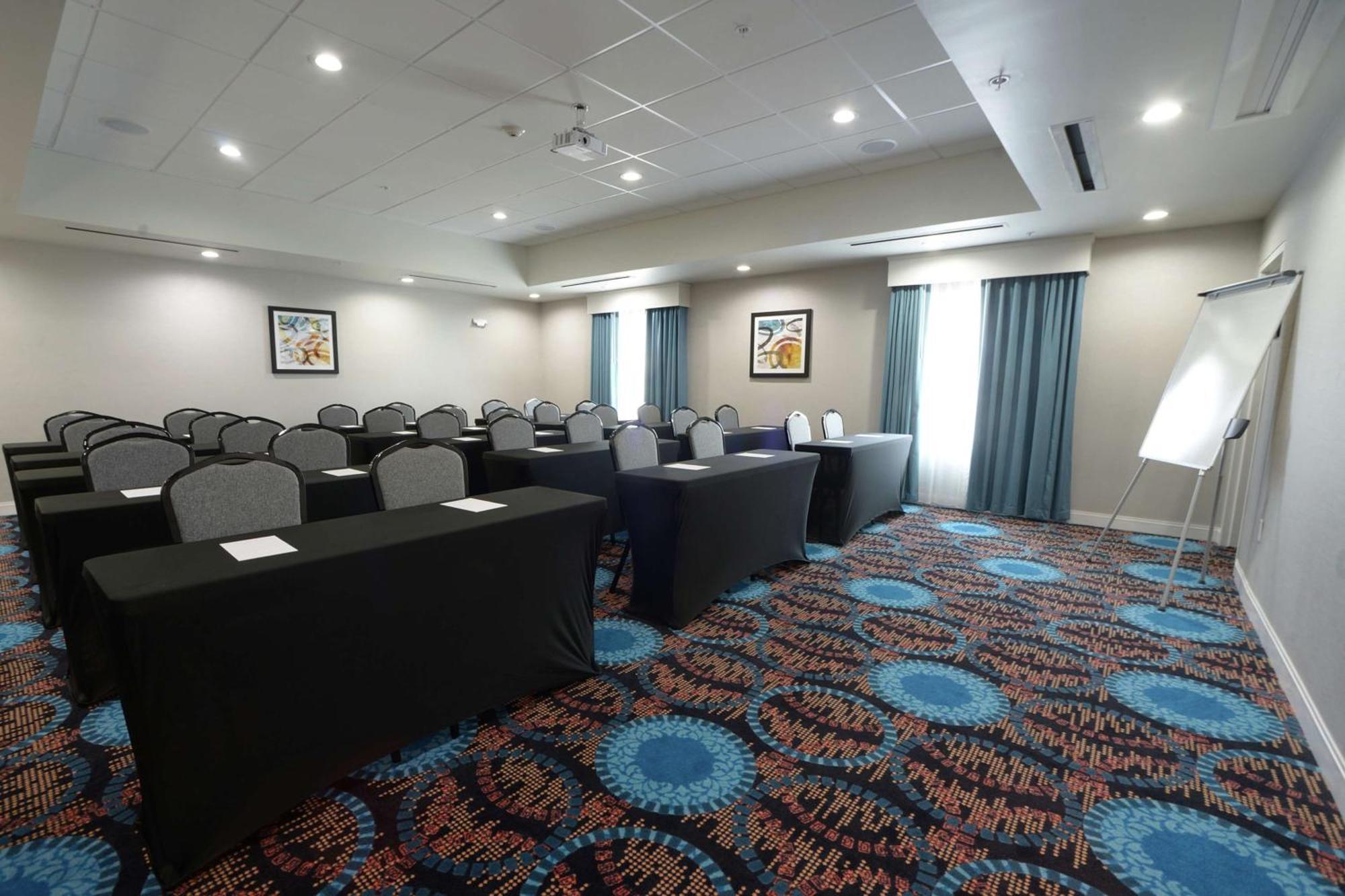 Hampton Inn & Suites Oklahoma City/Quail Springs Buitenkant foto